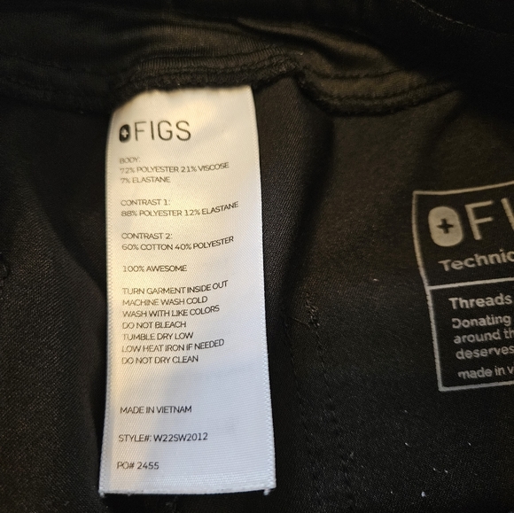 FIGS Jogger Scrub Pants - Picture 5 of 6